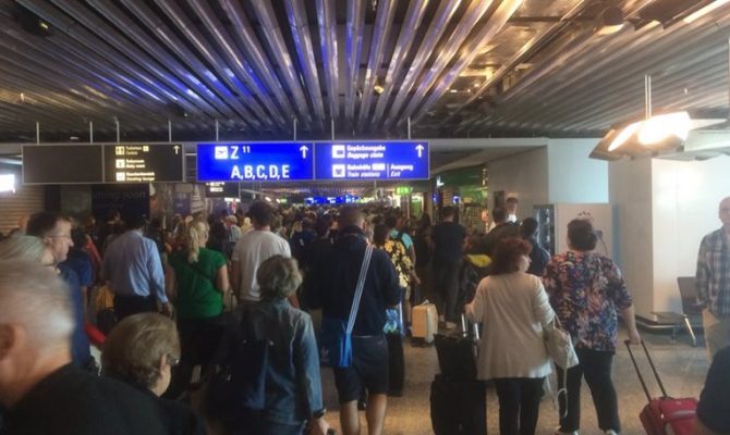 Συναγερμός για βόμβα στο αεροδρόμιο της Φρανκφούρτης: Εκκενώνονται τερματικοί σταθμοί