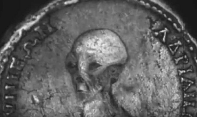 Νόμισμα με κεφαλή Εξωγήινου βρέθηκε στην Αίγυπτο ! ! ! (video)