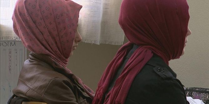 Οι μουσουλμάνοι μαθητές της Θράκης κάνουν μάθημα για το Ισλάμ με βιβλία που εισάγονται από την Τουρκία