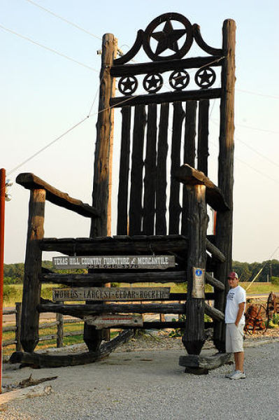 Worlds Largest Rocking Chair Photoshop Picture