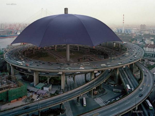 Largest umbrella Photoshop Picture