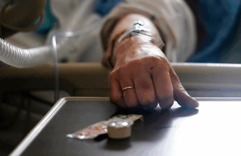 Υπέρ της υποβοηθούμενης αυτοκτονίας οι Ευρωπαίοι