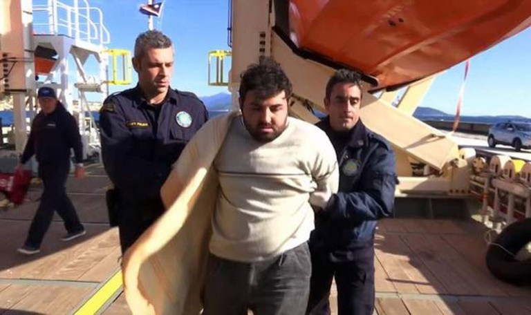 Ηθική “τιμωρία” σε δουλέμπορο