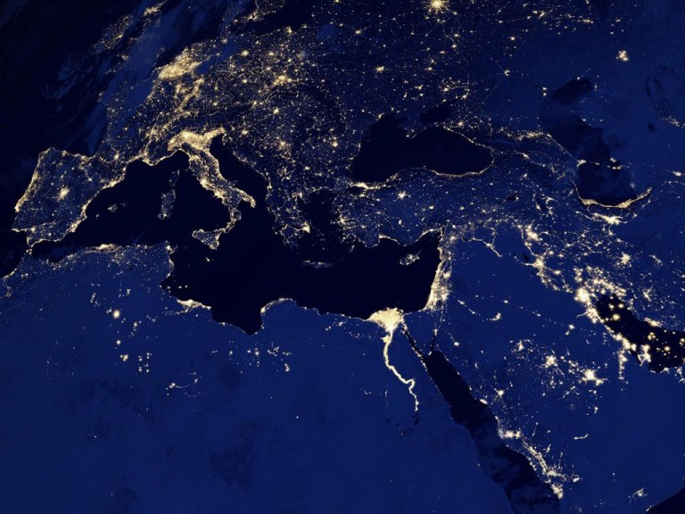 Βρείτε τρόπο επικοινωνίας και σημεία επαφής – Κινητά και σταθερά απλά να τα ξεχάσετε