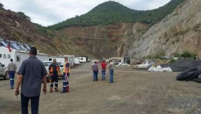 Πανικός στη Νότια Αφρική: Κατέρρευσε ορυχείο – Πάνω από 110 εργάτες παγιδεύτηκαν