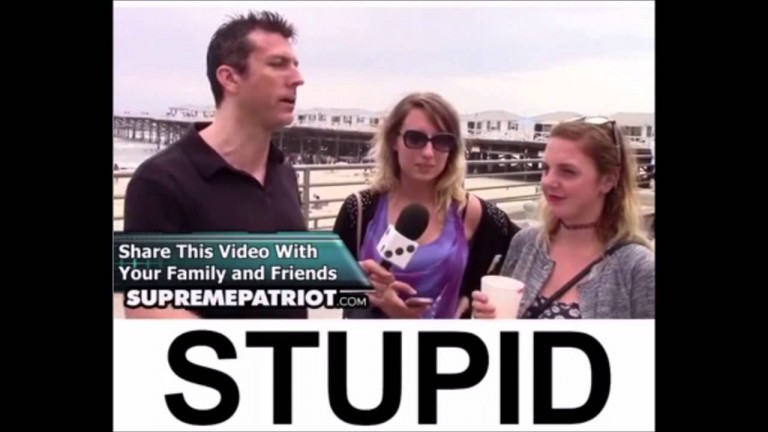 ΠΟΣΟ ΚΡΕΤΙΝΟΙ, (BRAIN DEAD), ΕΧΟΥΝ ΓΙΝΕΙ ΟΙ ΑΜΕΡΙΚΑΝΟΙ! Βίντεο