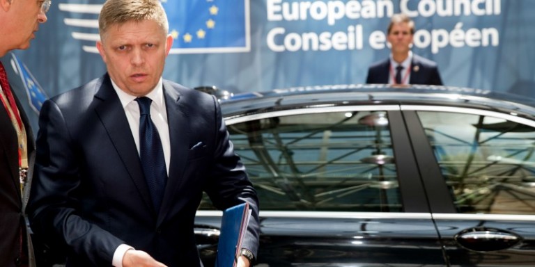 Σλοβάκος πρωθυπουργός: «Η Ελλάδα πρέπει να θυσιαστεί για την ΕΕ»!