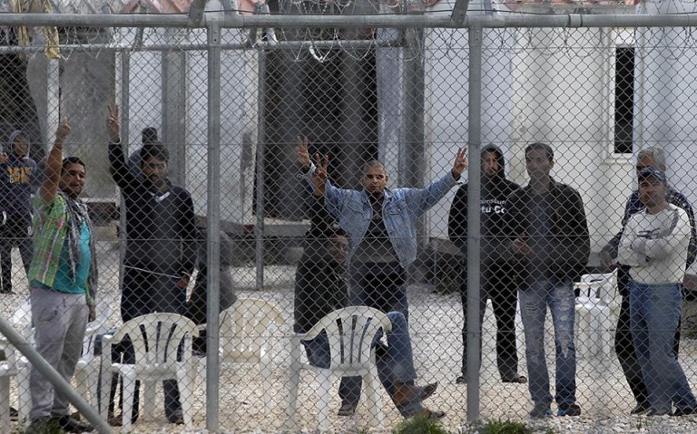 Άρχισαν τα μαχαιρώματα οι Σύριοι στα Hot-Spοt της Δράμας!