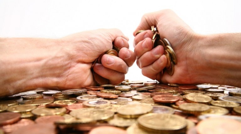 Στα 11 δισ. ευρώ η “ένεση” ρευστότητας στην οικονομία ως το τέλος του χρόνου