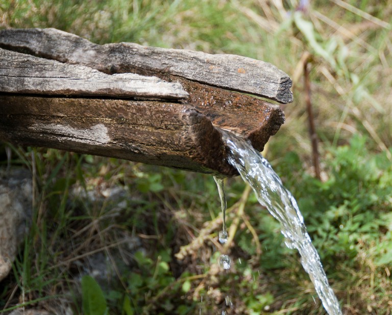 Επιβίωση: Πως κάνουμε το νερό πόσιμο – Επεξεργασια νερου προς καταναλωση