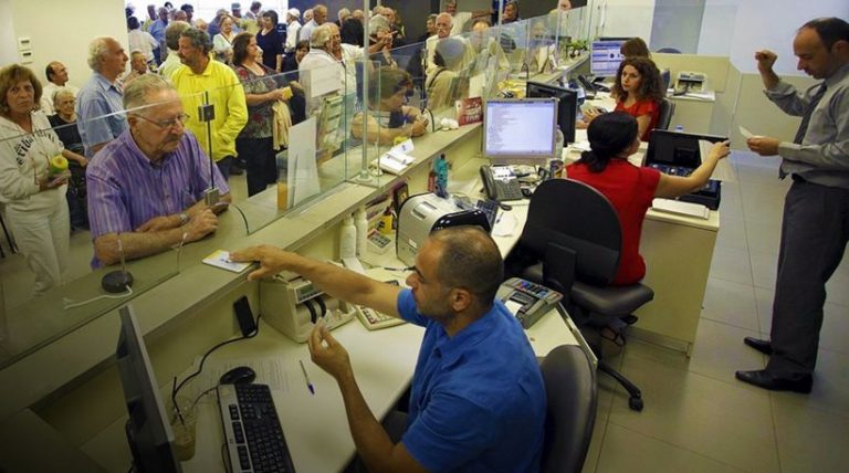 10.000  κατασχέσεις λογαριασμών  την ημέρα