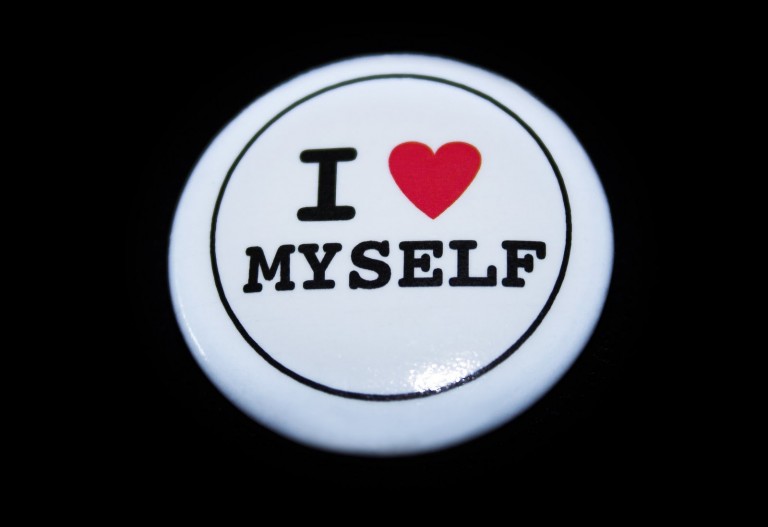 Το εγώ είναι ένα διασπασμένο δημιούργημα ανύπαρκτων επιθυμιών, και μ’ αυτό τον τρόπο σε ελέγχουν