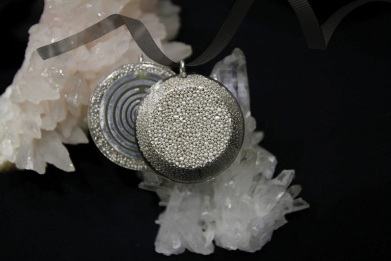 Οπλίσου με μια «Ασημένια Σφαίρα»