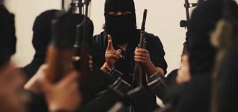 ΓΙΑ ΠΡΩΤΗ ΦΟΡΑ ΤΟ ISIS ΑΠΕΙΛΕΙ ΤΗΝ ΕΛΛΑΔΑ! Κυκλοφόρησε στο internet  λίστα θανάτου για 8.138 ανθρώπους με διευθύνσεις και e-mail