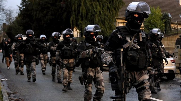 Συναγερμός στη Γαλλία: Συνελήφθη άντρας που ετοίμαζε επίθεση σε φιλάθλους του Euro