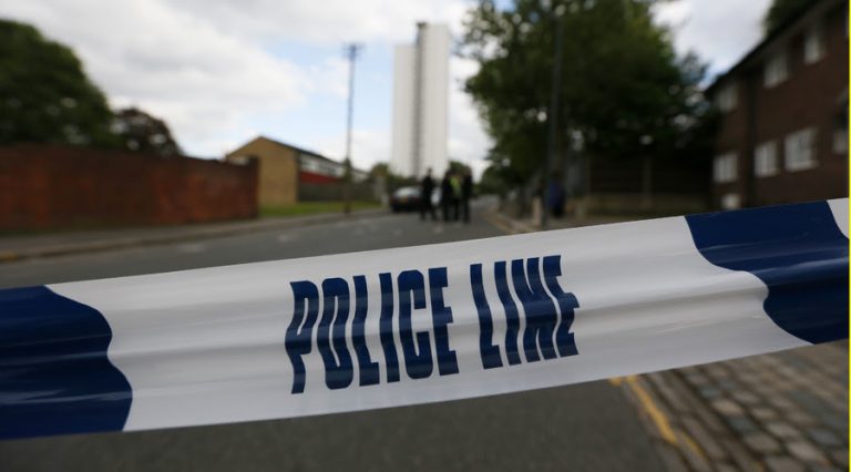Πυροβολισμοί σε αθλητικές εγκαταστάσεις στη βόρεια Αγγλία! Τρεις νεκροί μεταδίδουν τα ξένα ΜΜΕ!
