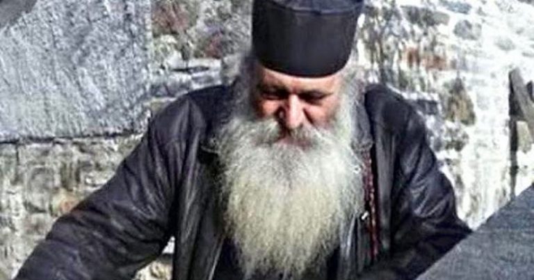 “Η ΕΛΛΑΔΑ ΘΑ ΣΩΘΕΙ ΟΧΙ ΑΠΟ ΠΟΛΙΤΙΚΟΥΣ…” (Γ.ΠΑΙΣΙΟΣ Ο ΚΡΗΤΙΚΟΣ)