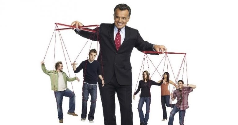 Έρχεται στην Ελλάδα ο νόμος λαιμητόμος Harzt; Διαβάστε τις εθνοκτόνους διατάξεις!