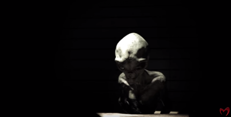 Αληθινό η Οχι η αλήθειες λέγονται…Συνέντευξη με εναν Εξωγηίνο !Μαλλον…