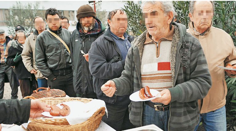 Έχεις καταλάβει ότι ζεις σε κατάσταση Σοβιέτ; Ότι το μόνο που αλλάζει είναι ο τρόπος;