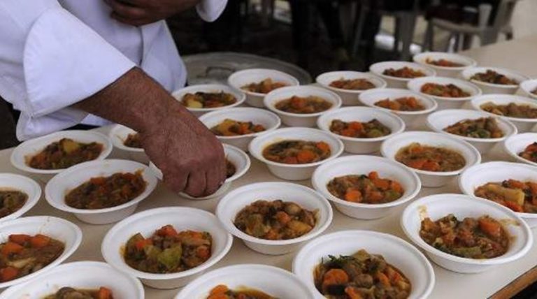 Τεράστιες οι συνέπειες της κρίσης για την Ελλάδα- Ενα στα πέντε παιδιά πλήττεται από φτώχεια