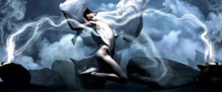 Το Μυστικό των Δελφών είναι Μέσα Σου ! ! !