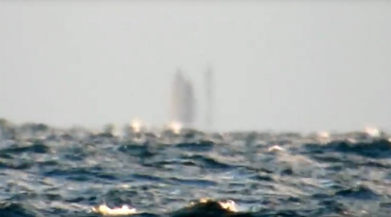 Ανατριχιαστικό βίντεο: «Πλοίο-φάντασμα» ή οφθαλμαπάτη;;;