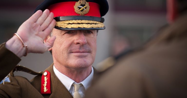 Κορυφαίος Στρατηγός προειδοποιεί για πυρηνικό πόλεμο: «Το τέλος της ζωής όπως την ξέρουμε»