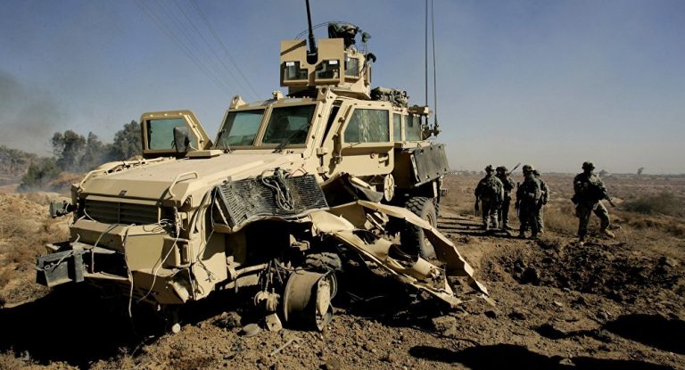 Τουλάχιστον 70 ιρακινοί στρατιώτες σκοτώθηκαν σε επίθεση της στρατιωτικής φάλαγγας στη Μοσούλη