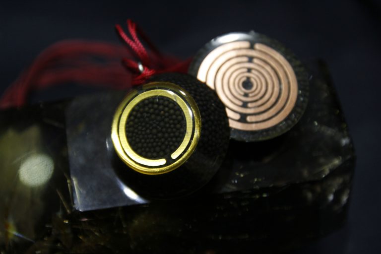 Pendant «Black Knight» ΤΟ ΙΣΧΥΡΟΤΕΡΟ ΜΕΝΤΑΓΙΟΝ ΟΡΓΟΝΙΤΗΣ ΤΟΥ ΚΟΣΜΟΥ.