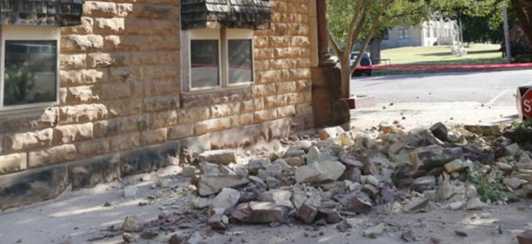 ΔΕΝ ΕΧΟΥΝ ΑΝΑΦΕΡΘΕΙ ΤΡΑΥΜΑΤΙΣΜΟΙ: Σεισμός 5,3 Ρίχτερ στην Οκλαχόμα