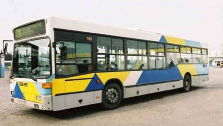 Φορτηγό προσέκρουσε σε λεωφορείο του ΟΑΣΑ – Έξι άτομα τραυματίστηκαν