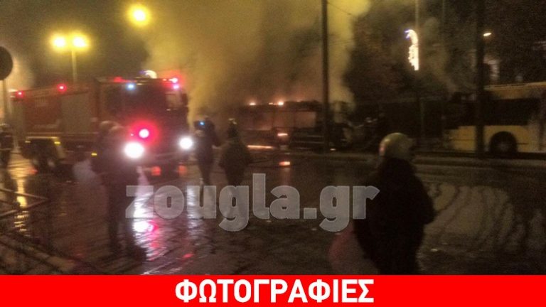 Ομάδα ατόμων πυρπόλησε τρία τρόλεϊ στην Πατησίων – επίθεση και στον ΗΣΑΠ Κηφισιάς