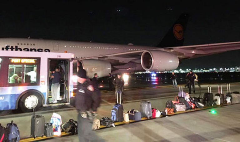 Αναγκαστική προσγείωση λόγω τηλεφωνήματος για βόμβα