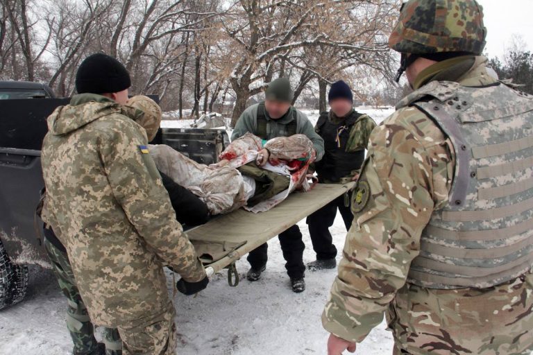 Η «Αρκούδα» τους κατάπιε ζωντανούς: Σοκαριστικά πλάνα με άγριες συγκρούσεις στο Ντεμπάλτσεβο – Ισοπεδώθηκαν οι δυνάμεις του Κίεβου και οι μισθοφόροι του – Προς γενίκευση των συγκρούσεων στην Α.Ουκρανία (εικόνες, βίντεο)