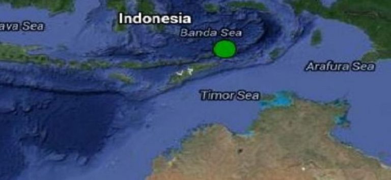 ΑΥΤΟΣ ΚΑΙ ΑΝ ΗΤΑΝ ΣΕΙΣΜΟΣ! Μεγάλη σεισμική δόνηση 6,2 Ρίχτερ στην Ινδονησία!