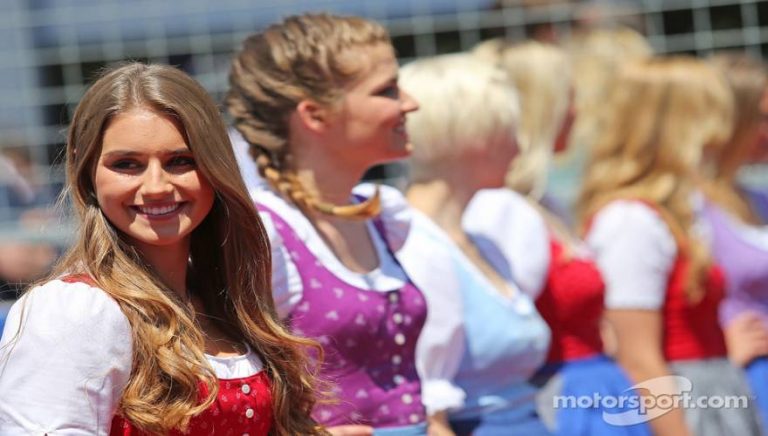 Αυστρία: Αναμένουν κύμα βιασμών από μουσουλμάνους στις γιορτές και μοιράζουν «συναγερμούς τσέπης»