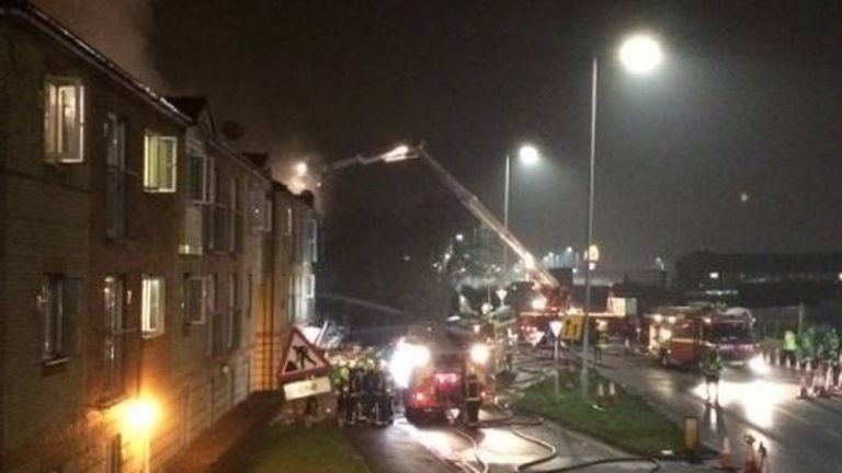 Ισχυρή έκρηξη σε συγκρότημα διαμερισμάτων στο Λονδίνο