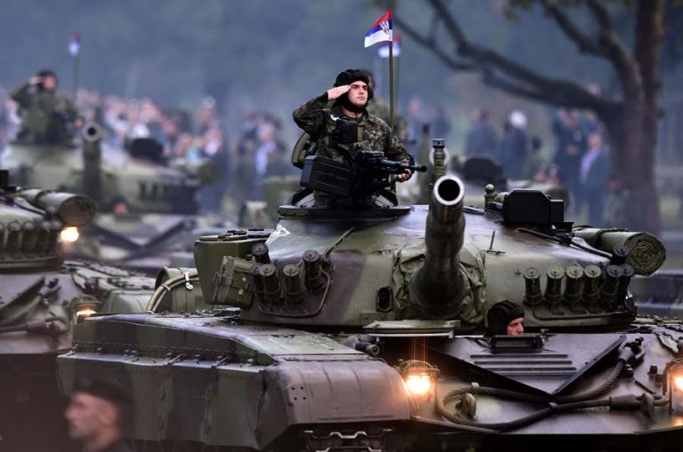 EKTAKTO: Πήραν φωτιά τα Βαλκάνια: Σε σύγκρουση Σερβία και Κόσοβο – Διάγγελμα του Σέρβου πρωθυπουργού προς το λαό του – Έτοιμες για επέμβαση οι ρωσοσερβικές δυνάμεις (βίντεο-εικόνες)