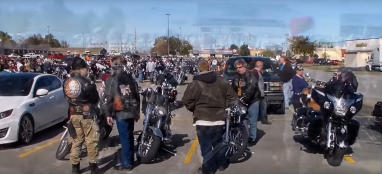 Κοιτάξτε τι συμβαίνει για τα εγκαίνια του Τραμπ.Η Αμερική τώρα στο πιο επικίνδυνο επαναστατικό πόλεμο; Βίντεο