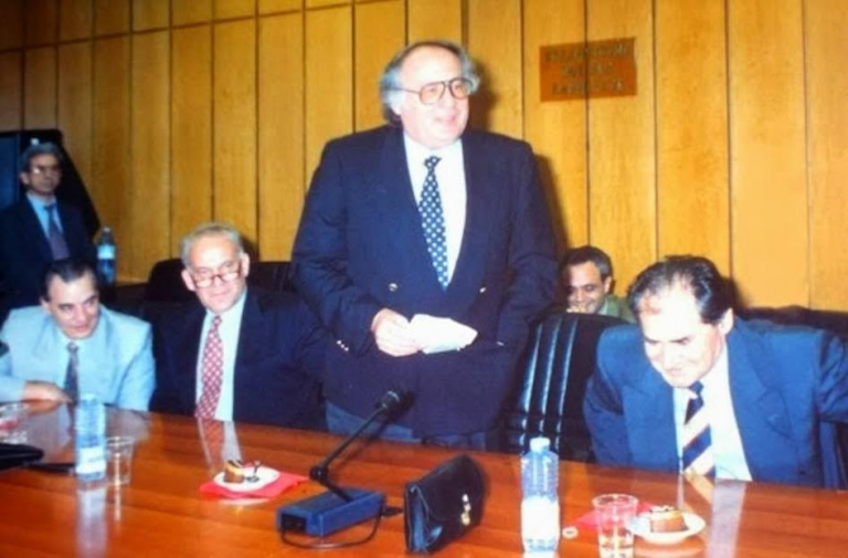 Η ΔΙΚΗ ΤΗΣ SIEMENS, Η ΔΙΚΗ ΤΩΝ ΔΙΚΩΝ ΞΕΚΙΝΑΕΙ…