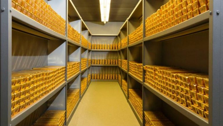 Η Bundesbank μεταφέρει το χρυσό της (από όπου και αν προήλθε…) εσπευσμένα στη Γερμανία