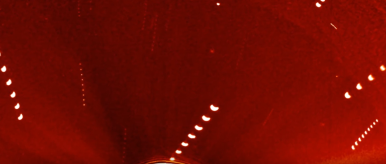 Σμήνη από ΑΤΙΑ στον Ήλιο!