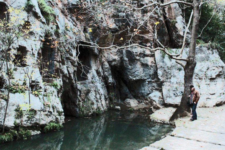 Τροφώνιο Αντρο – Μαντείο Διός