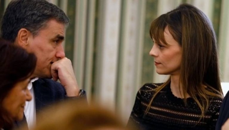 Ενημέρωσαν τους ΑΝΕΛ Ε. Τσακαλώτος – Ε. Αχτσιόγλου: Κάτω από 6.000 ευρώ το αφορολόγητο – Κούρεμα σε 900.000 συντάξεις