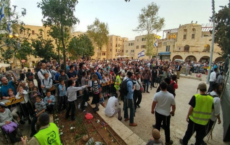 Έχετε δει αυθεντική ψησταριά του Γιαχβέ;