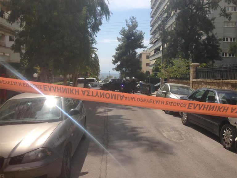 Μάχη με ληστές σε πολυκατοικία στο Παλαιό Φάληρο – Νεκρός ο ένας δράστης