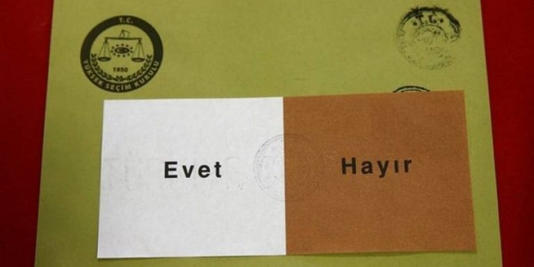 ΤΟΥΡΚΙΚΟ ΔΗΜΟΨΗΦΙΣΜΑ: Έτσι πάει να κερδίσει ο Σουλτάνος – Ένα άτομο ρίχνει πέντε ψηφοδέλτια! (βίντεο)