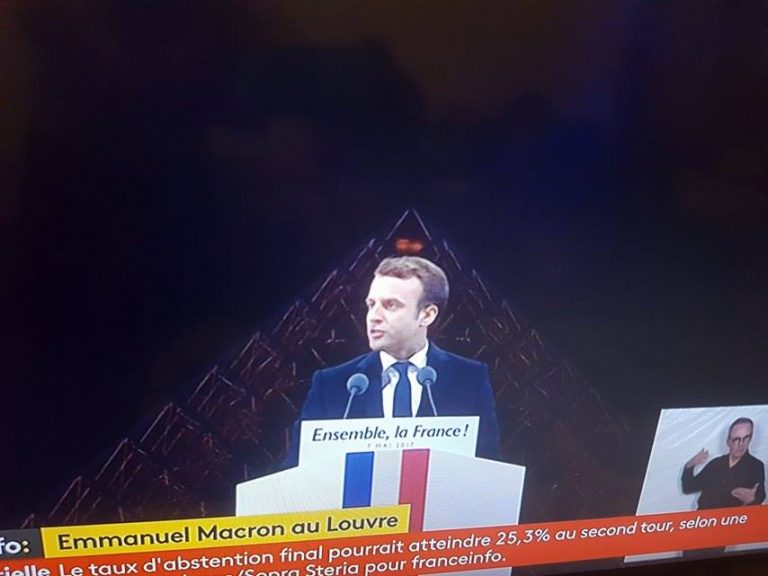 Ο Μακρόν έτοιμος να θυσιαστεί για τον ‘’ύψιστο στόχο’’…. την ”Παγκόσμια Διακυβέρνηση’’.