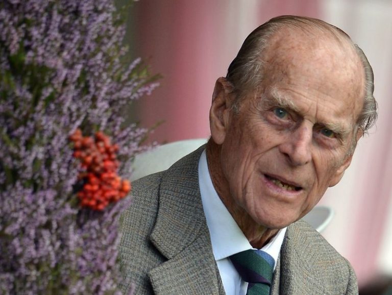 Λάθος συναγερμός στο Μπάκιγχαμ: Δεν πέθανε ο Φίλιππος της Ελισάβετ